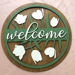 Welcome Round House Door Hanger Wooden Tulips Sign